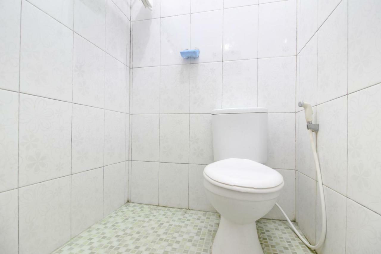 RedDoorz near Rumah Sakit Condong Catur Maguwo Bagian luar foto