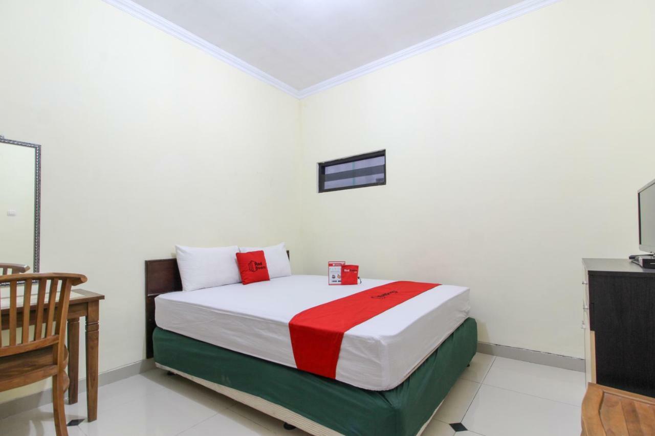 RedDoorz near Rumah Sakit Condong Catur Maguwo Bagian luar foto